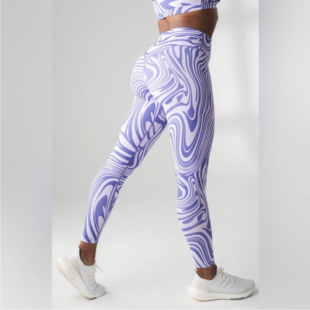 Balance Athletica Vitality Ascend Pant
Leggings Purple Swirl Medium